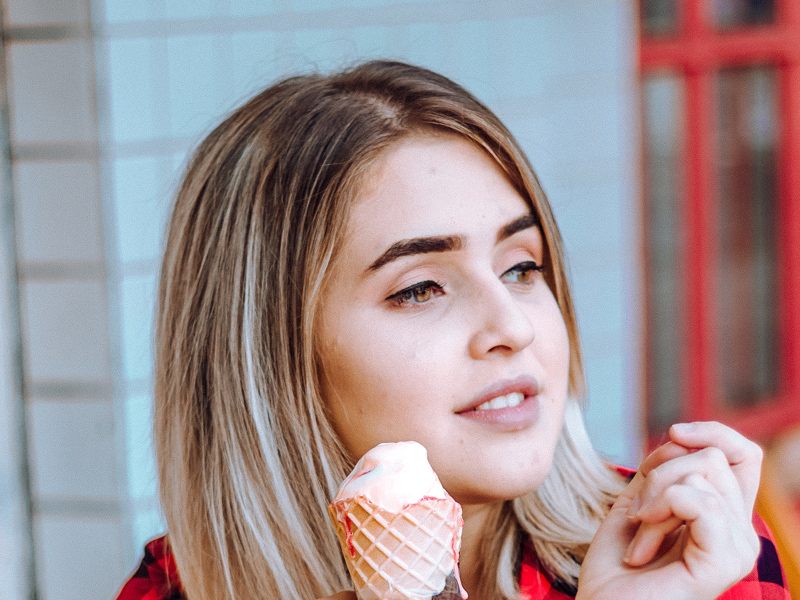  Julia W, Toronto, ON